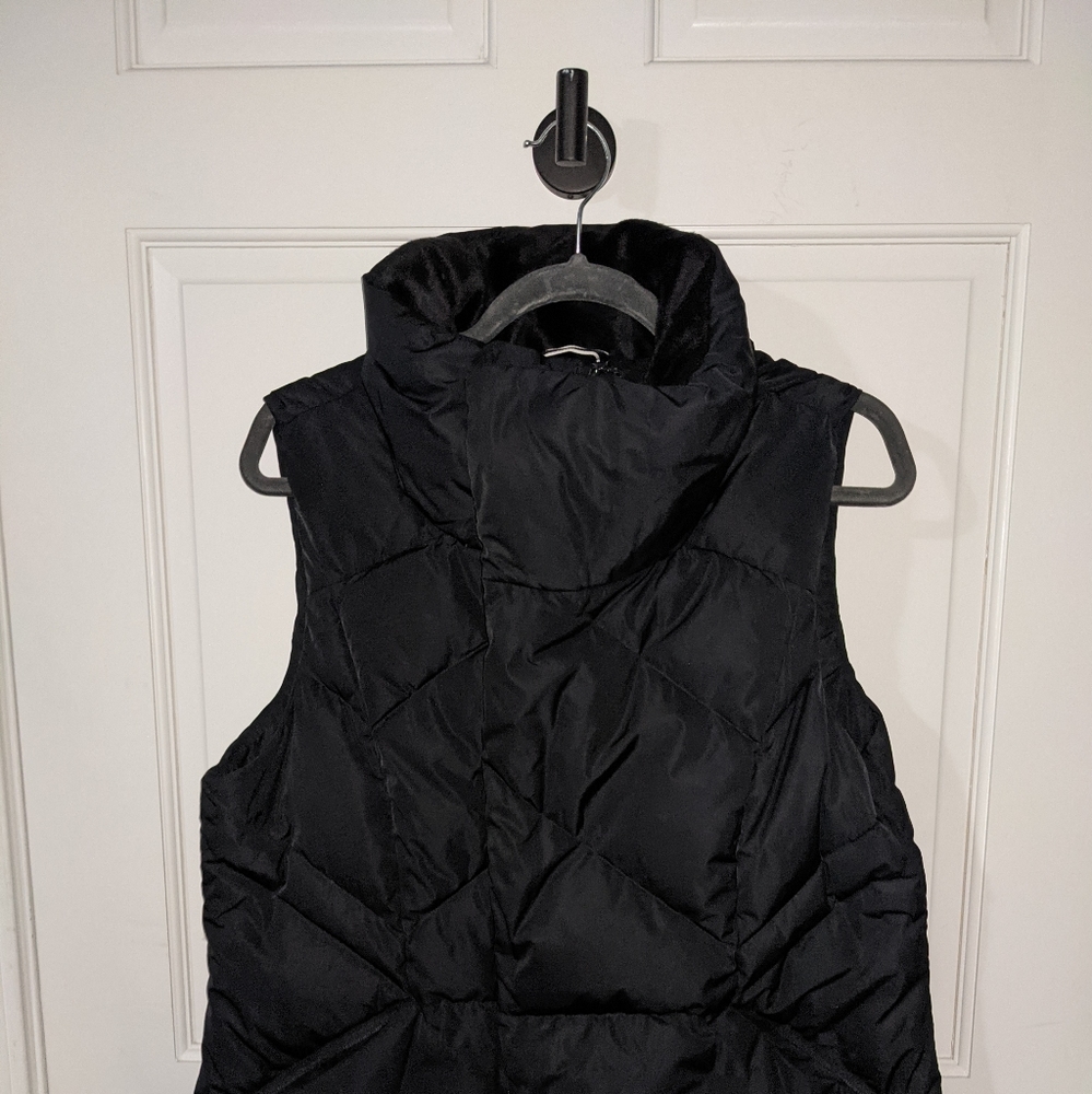 Under armour black vest